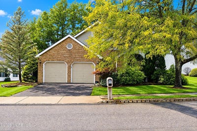 /international/us/85-caldwell-terrace-marlboro-nj-110110364170/