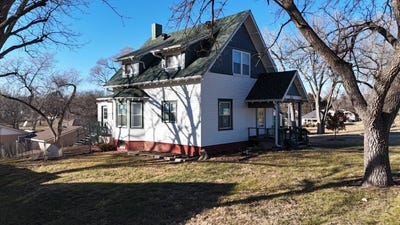 /international/us/213-n-east-st-mankato-ks-110098632268/