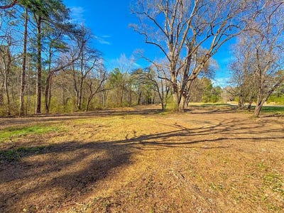 /international/us/e-colonial-trail-highway-crewe-va-110102877730/