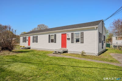 /international/us/158-midway-oval-groton-ct-110107745248/