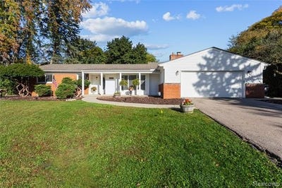/international/us/32350-craftsbury-court-farmington-hills-mi-110120772389/