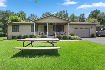 /international/us/1980-rainwater-ln-manitou-ky-110109136020/