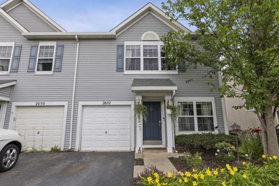 /international/us/2652-cesario-drive-hampshire-il-110109033034/