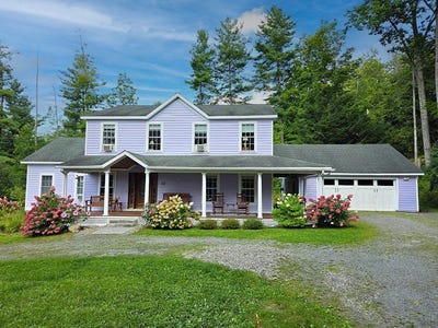 /international/us/102-prevost-place-cooperstown-ny-110107350978/