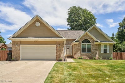 /international/us/1963-haines-road-madison-oh-110108903829/