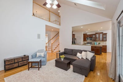 /international/us/125-shawn-cir-staunton-va-110119608537/