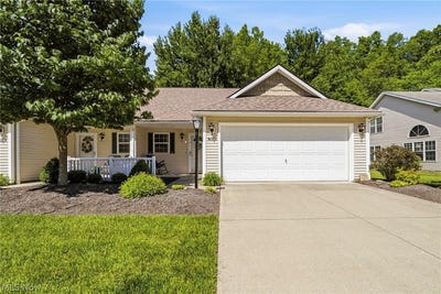 /international/us/7618-willow-woods-drive-north-olmsted-oh-110108450114/
