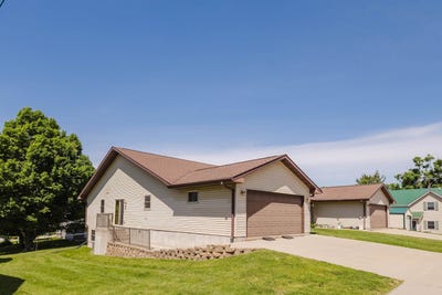 /international/us/104-w-grant-street-montfort-wi-110108816751/