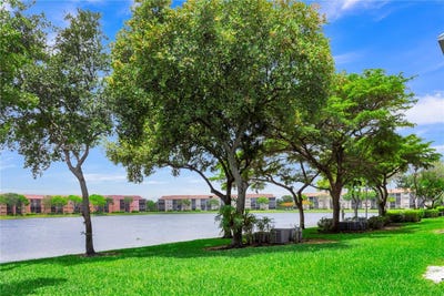 /international/us/750-sw-138th-ave-pembroke-pines-fl-110108479678/