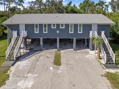 /international/us/23019-seneca-avenue-port-charlotte-fl-110108771733/