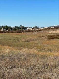 /international/us/48-mazoe-street-winchester-ca-110086771549/