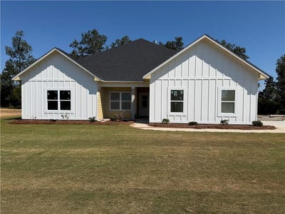 /international/us/2911-lee-road-40-salem-al-110110267547/