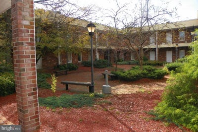 /international/us/7700-old-branch-avenue-clinton-md-110096579872/