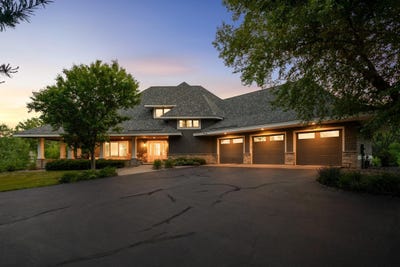 /international/us/914-jewel-avenue-n-lake-elmo-mn-110108755673/