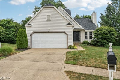 /international/us/957-devonwood-drive-wadsworth-oh-110100839088/
