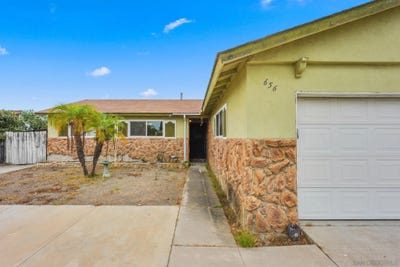 /international/us/656-flora-dr-oceanside-ca-110120135496/
