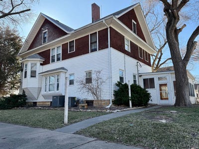 /international/us/123-n-walnut-st-beloit-ks-110106242111/