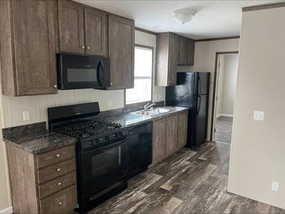 /international/us/2476-steele-ct-decatur-il-110098024108/