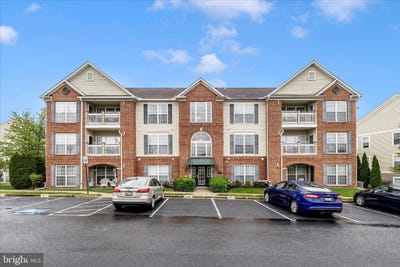 /international/us/2505-shelley-circle-frederick-md-110107898216/