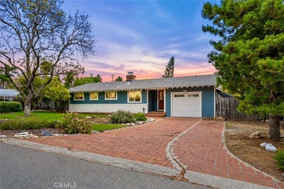 /international/us/146-barhaven-fallbrook-ca-110108207544/