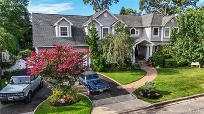 /international/us/54-chestnut-street-massapequa-ny-110102297250/