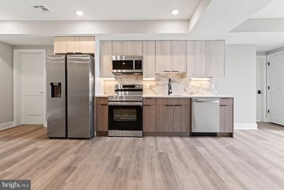 /international/us/520-n-37th-street-philadelphia-pa-110108353221/