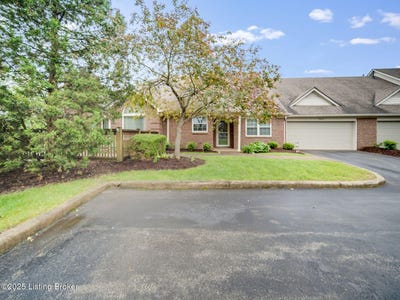 /international/us/7906-tuckaway-ct-louisville-ky-110099486807/