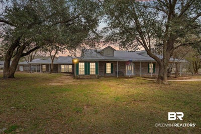 /international/us/22447-county-road-38-summerdale-al-110105255438/