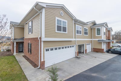 /international/us/3102-regency-court-chattanooga-tn-110100772275/