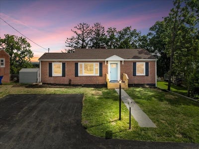 /international/us/103-longview-drive-christiansburg-va-110108797306/