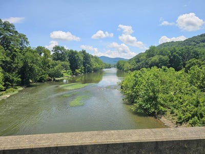 /international/us/0-sunfish-trail-pence-springs-wv-110101240436/?lang=en