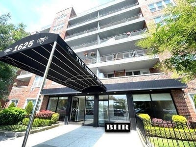 /international/us/1625-emmons-ave-brooklyn-ny-110097641935/
