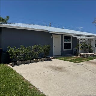 /international/us/4421-se-village-road-stuart-fl-110108268169/