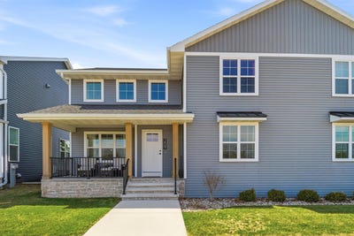/international/us/209-red-cedar-parkway-kimberly-wi-110107172572/