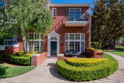 /international/us/2443-swanfield-court-thousand-oaks-ca-110104820739/