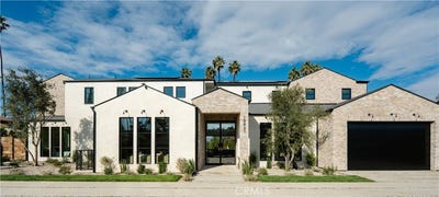 /international/us/19845-santa-rita-street-woodland-hills-ca-110097078125/