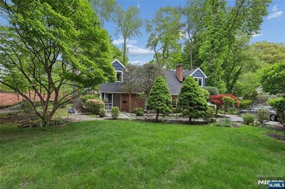/international/us/169-w-clinton-avenue-tenafly-nj-110107962089/