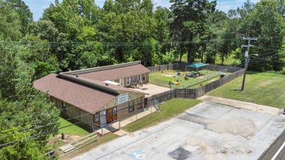 /international/us/413-state-highway-323-e-overton-tx-110109445669/