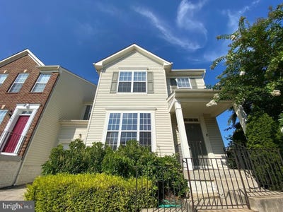 /international/us/108-davidson-street-stafford-va-110103361774/