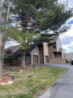 /international/us/41-d-skyview-drive-east-stroudsburg-pa-110119768369/