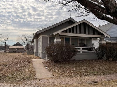/international/us/103-w-kansas-street-pittsburg-ks-110105865429/