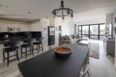 /international/us/3475-oak-valley-road-ne-atlanta-ga-110108233079/
