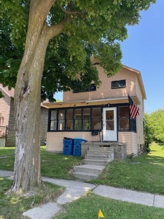 /international/us/262-5th-street-manistee-mi-110100924886/