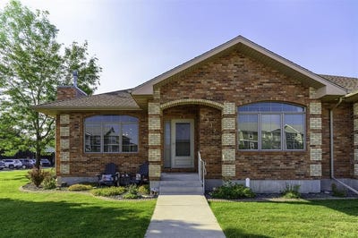 /international/us/2332-pioneer-ave-cody-wy-110106983603/