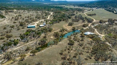/international/us/5430-cr-111-utopia-tx-110100252188/