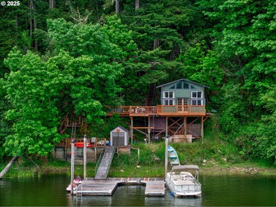 /international/us/1401-n-tenmile-lake-lakeside-or-110100552187/
