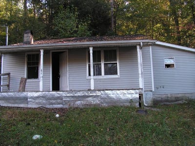 /international/us/38-high-street-vanceburg-ky-110099024562/
