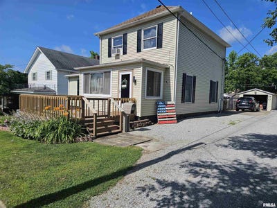 /international/us/117-s-mill-street-harrisburg-il-110100375437/