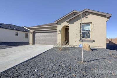 /international/us/4389-bald-eagle-loop-ne-rio-rancho-nm-110096556469/