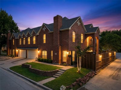 /international/us/620-belle-place-fort-worth-tx-110108228808/